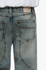 PLEATED BACKSEAM LOOSE FIT JEANS WASHED BLUE