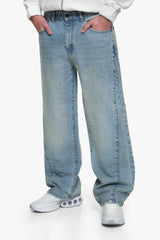 PLEATED RELAXED FIT JEANS LIGHT BLUE