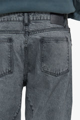 PLEATED RELAXED FIT JEANS ICE GREY