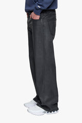 PLEATED WAXED DENIM LOOSE FIT JEANS BLACK