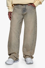 PLEATED RELAXED FIT JEANS WASHED BEIGE