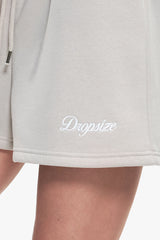 WOMEN LOGO SHORTS STONE
