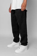 LOOSE FIT BLACK JEANS