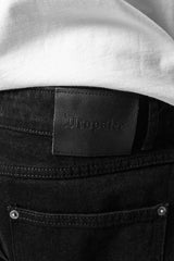 LOOSE FIT BLACK JEANS