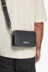 ESSENTIALS SHOULDER BAG BLACK