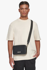 ESSENTIALS SHOULDER BAG BLACK