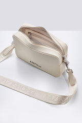 ESSENTIALS SHOULDER BAG CREAM